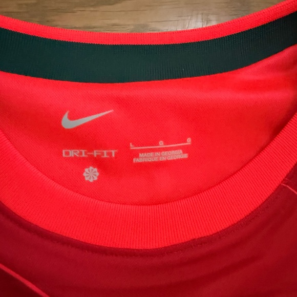 Nike LFC Liverpool Men’s Soccer Jersey - one Med & one Lg with socks included - Picture 2 of 5